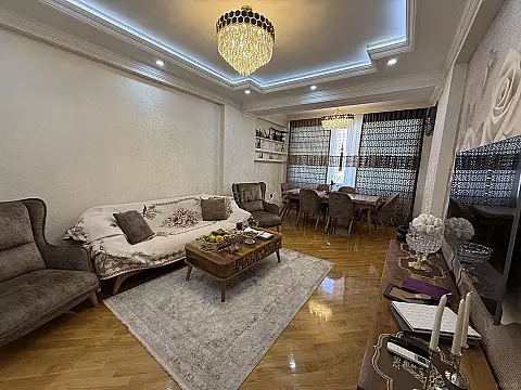 Satılır 3 otaqlı mənzil 115 m²