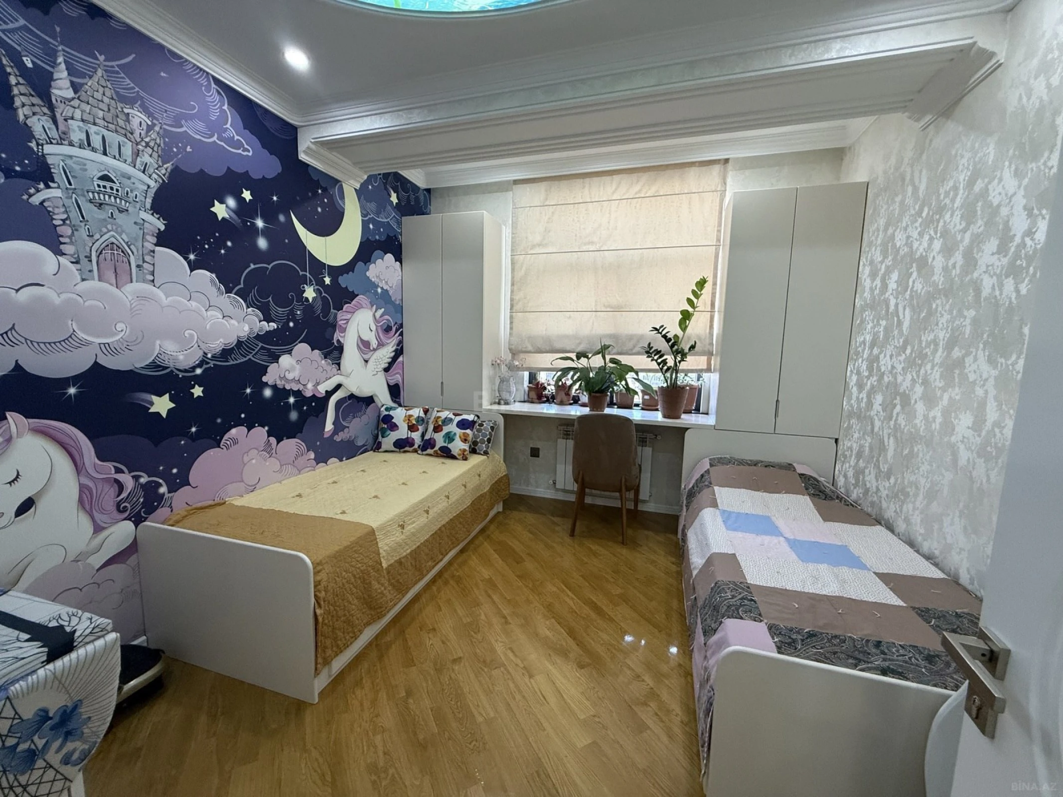 Satılır 3 otaqlı mənzil 115 m²