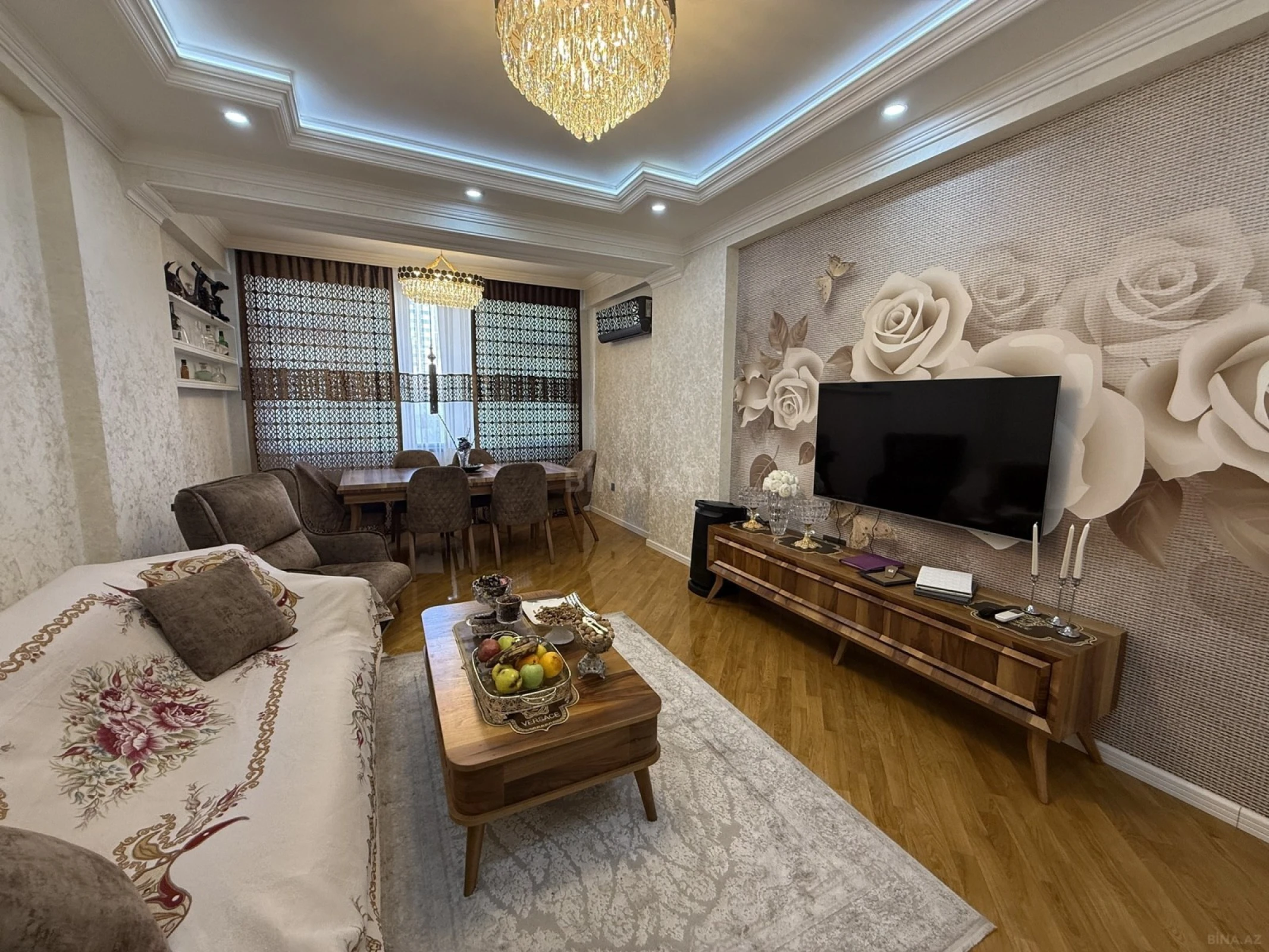 Satılır 3 otaqlı mənzil 115 m²
