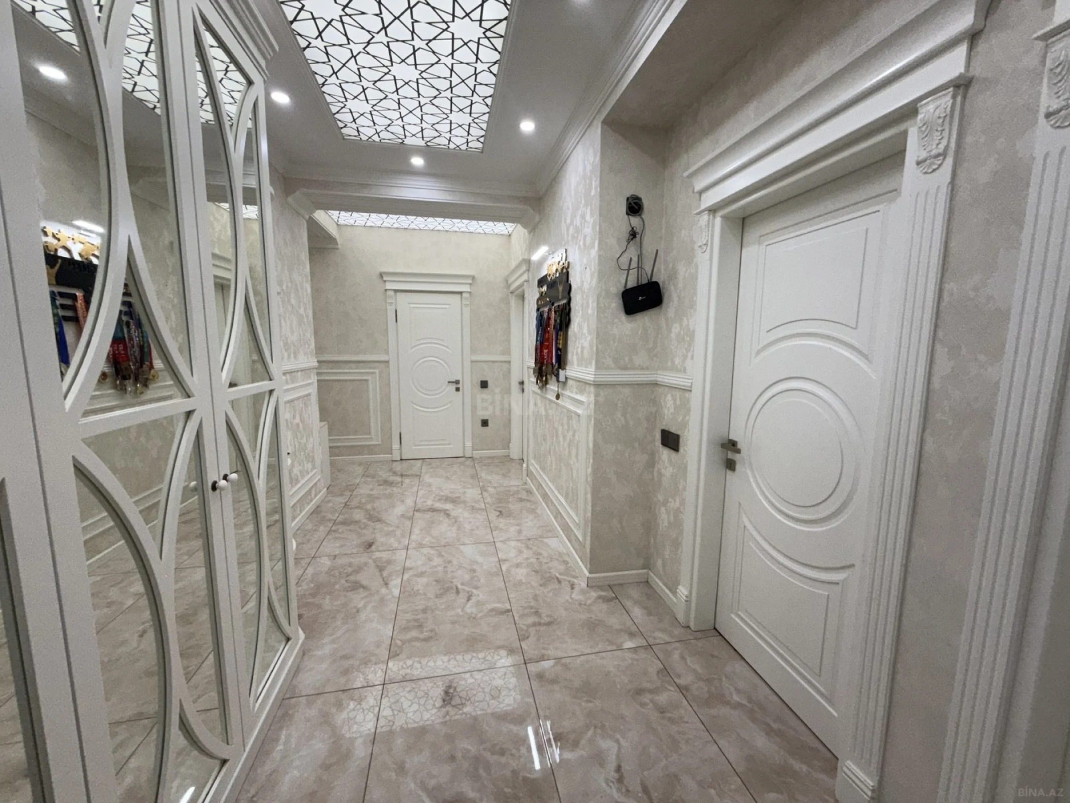 Satılır 3 otaqlı mənzil 115 m²