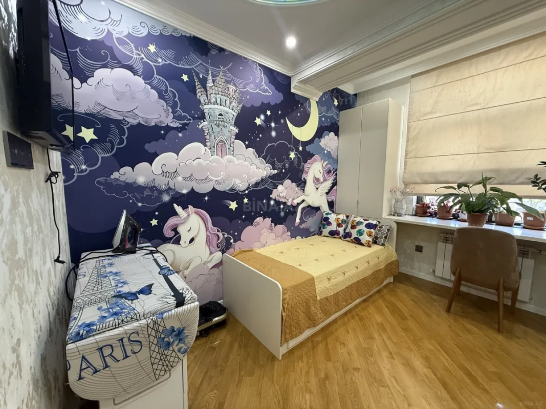 Satılır 3 otaqlı mənzil 115 m²