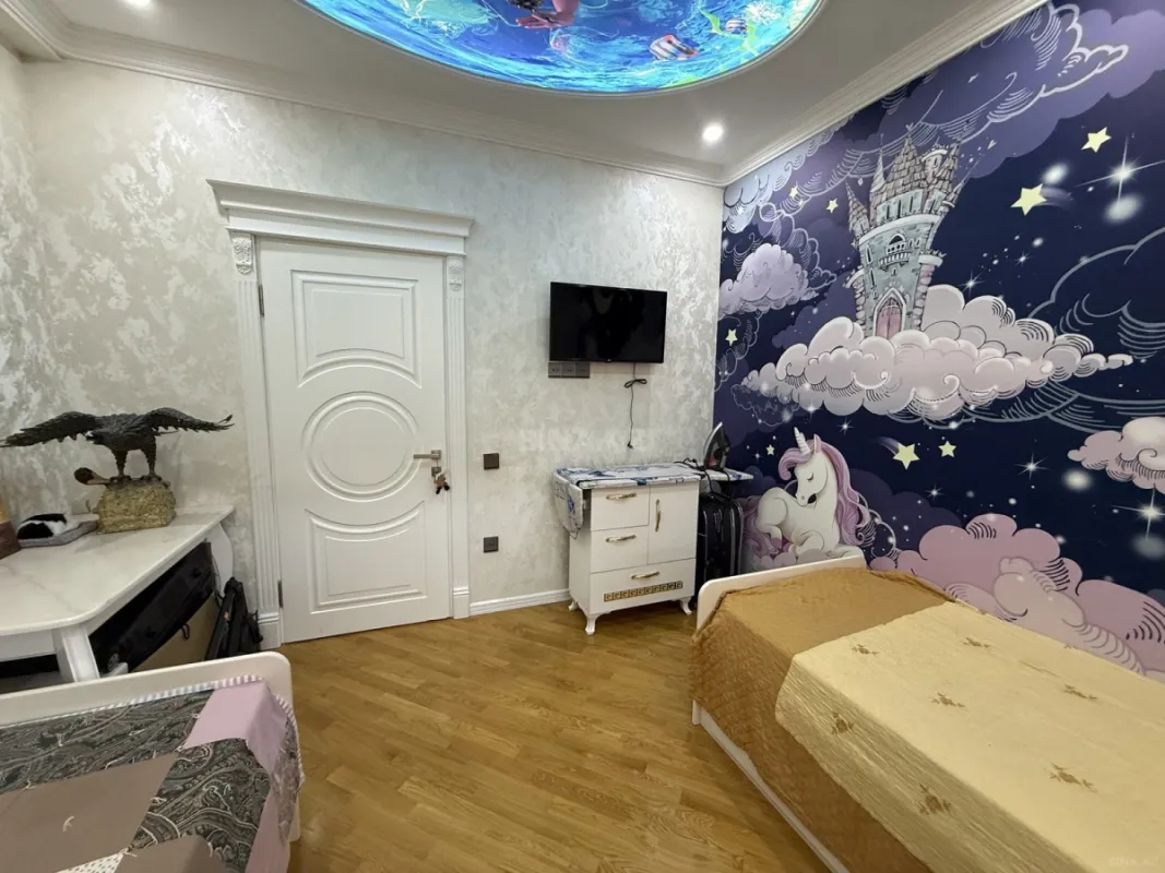 Satılır 3 otaqlı mənzil 115 m²