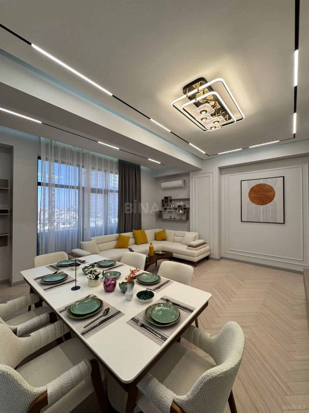 Satılır 3 otaqlı mənzil 125 m²