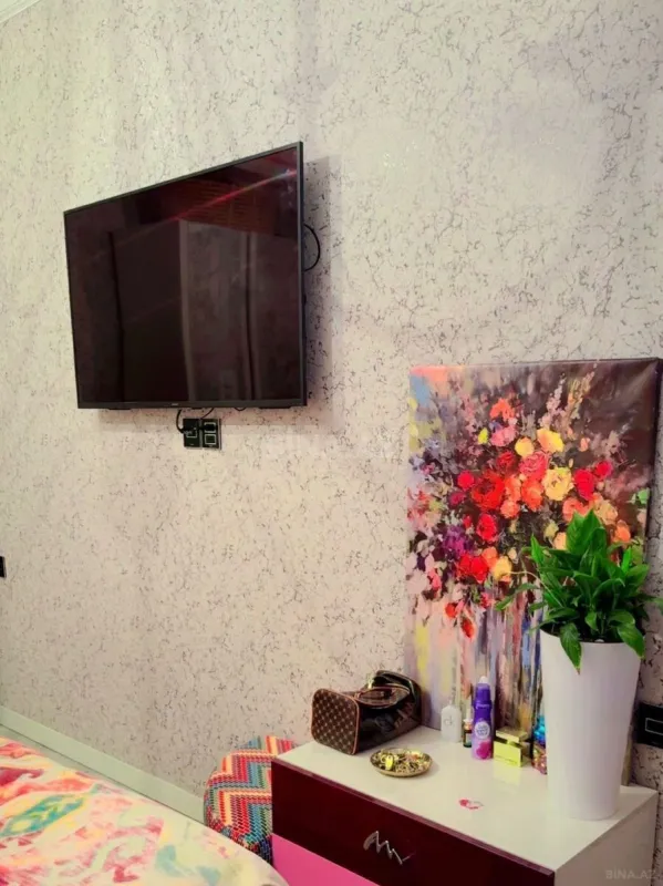 Satılır 2 otaqlı mənzil 60 m²