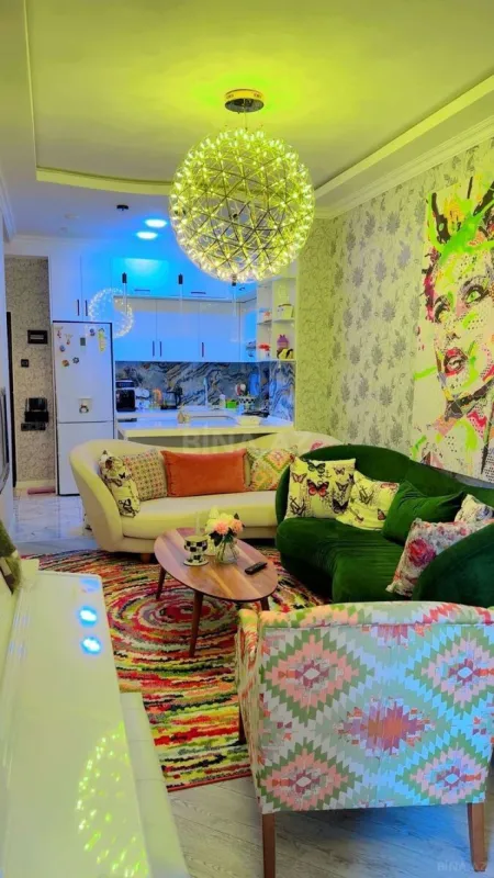 Satılır 2 otaqlı mənzil 60 m²