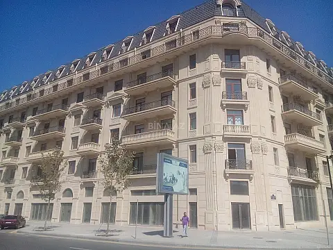 Satılır 3 otaqlı mənzil 137 m² — Bakı, Köhnə Günəşli 3 otaq 137.00 m²