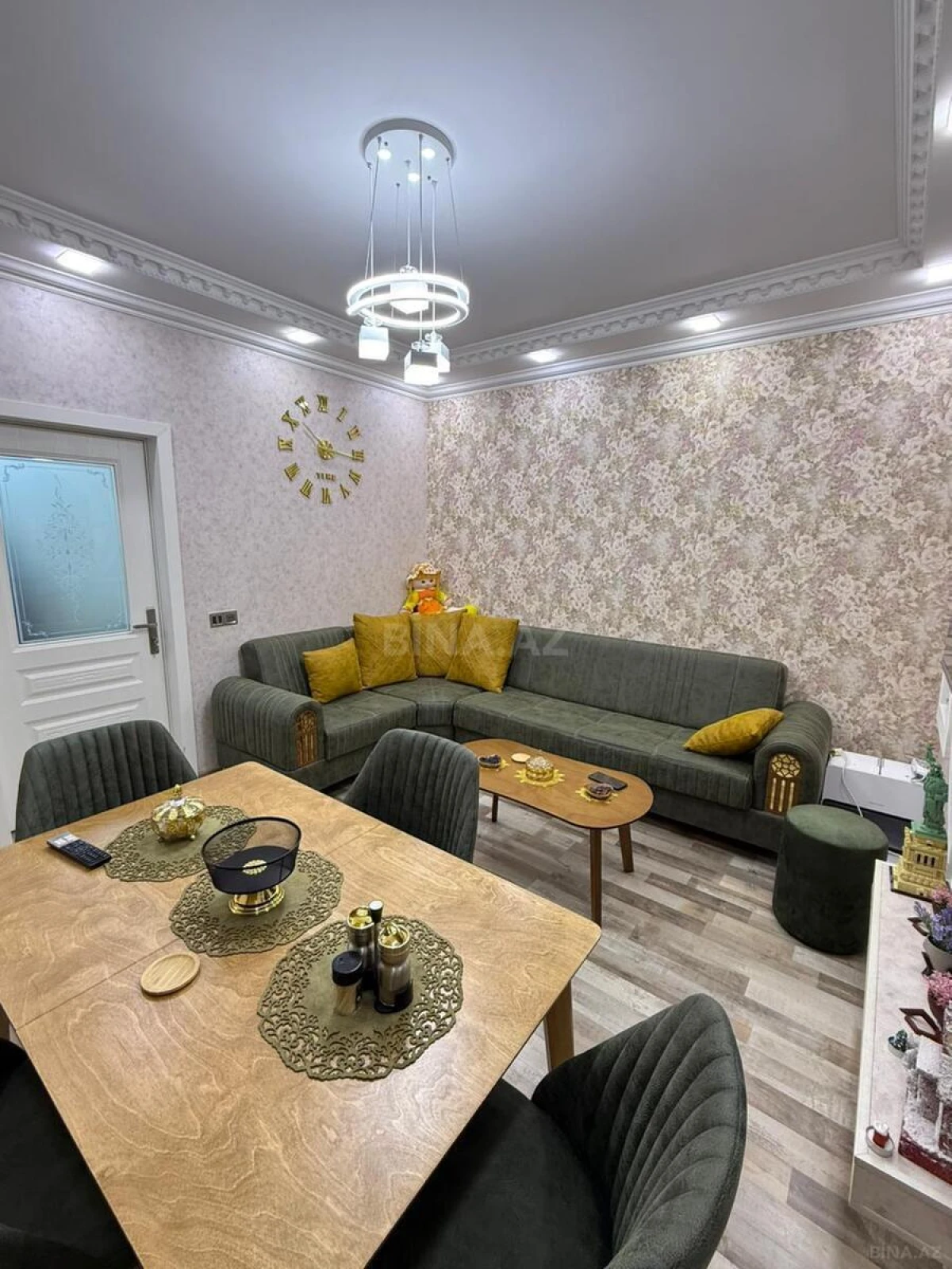 Satılır 2 otaqlı mənzil 56 m²