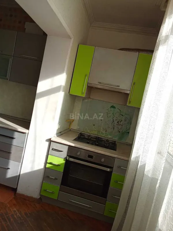 Kirayə verilir 4 otaqlı mənzil 115 m²
