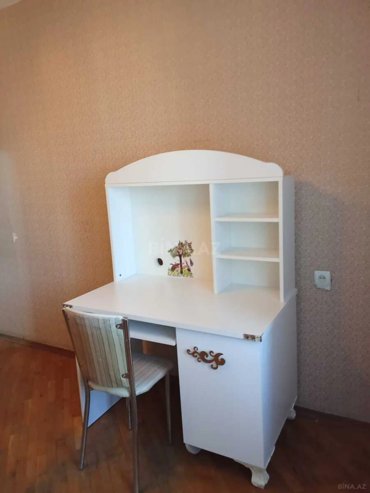 Kirayə verilir 4 otaqlı mənzil 115 m²
