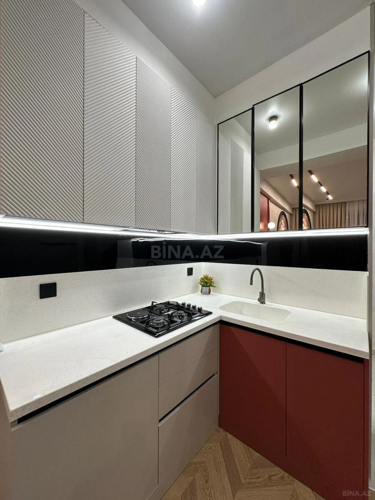 Satılır 3 otaqlı mənzil 70 m²