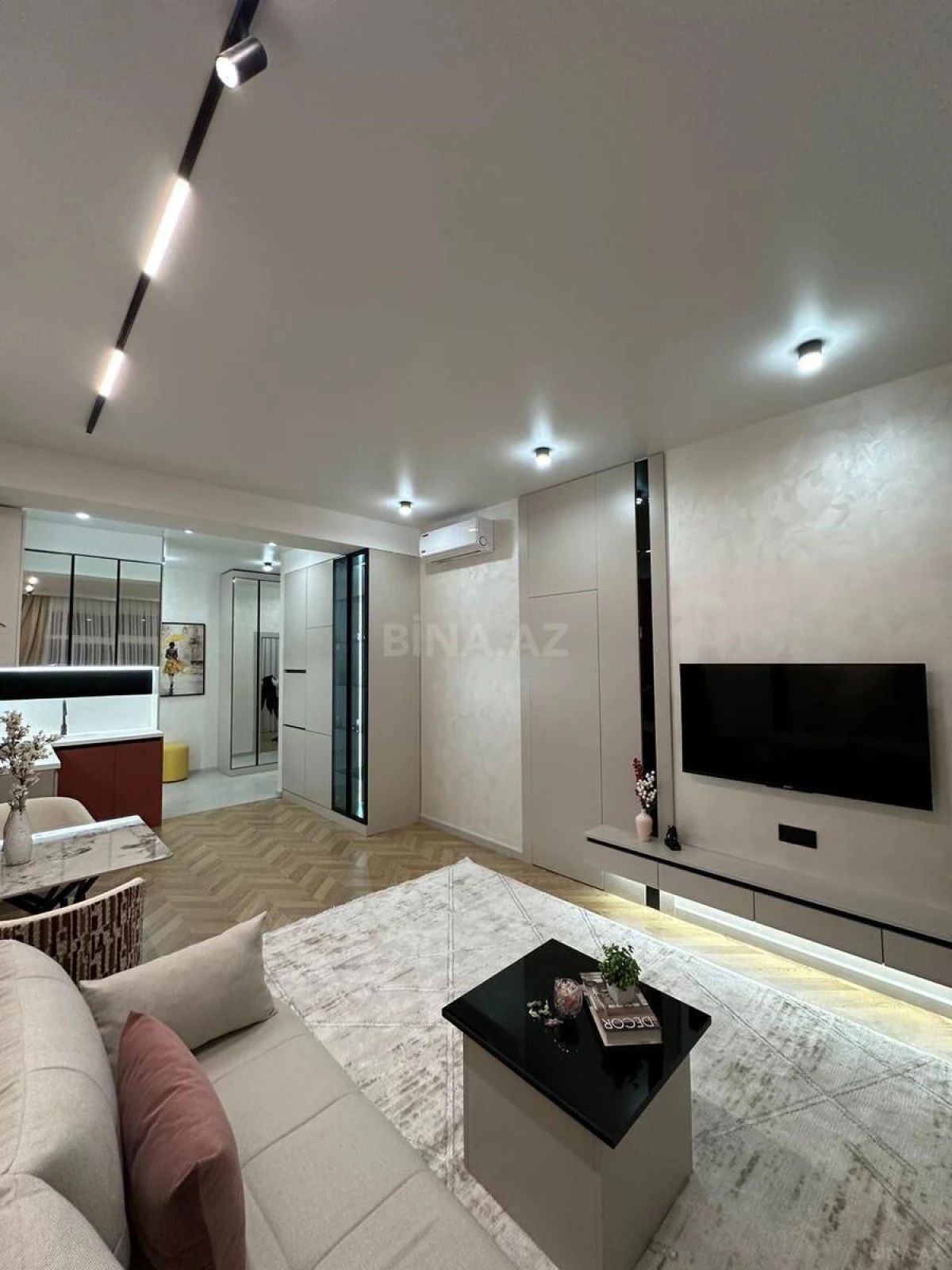 Satılır 3 otaqlı mənzil 70 m²