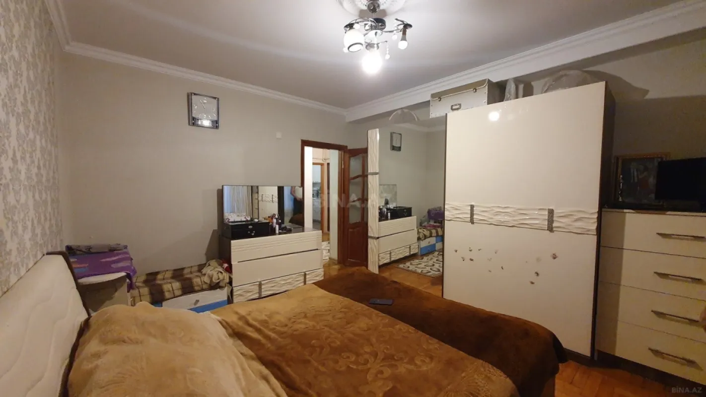 Satılır 3 otaqlı mənzil 80 m²