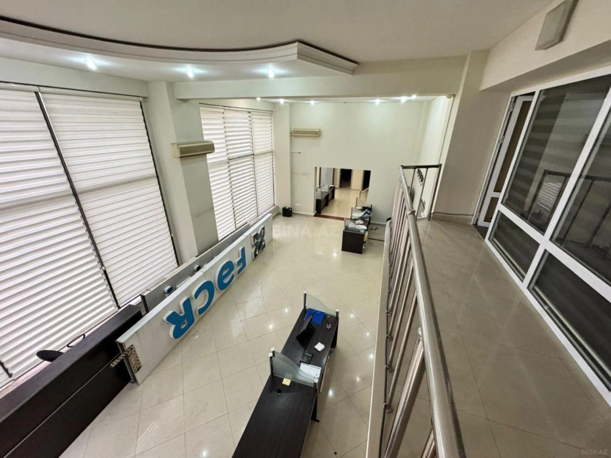 Kirayə verilir obyekt 330 m²