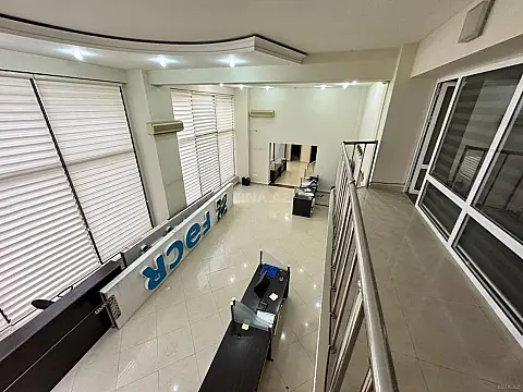 Kirayə verilir obyekt 330 m²