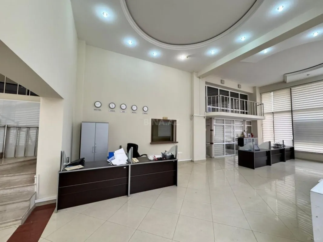 Kirayə verilir obyekt 330 m²