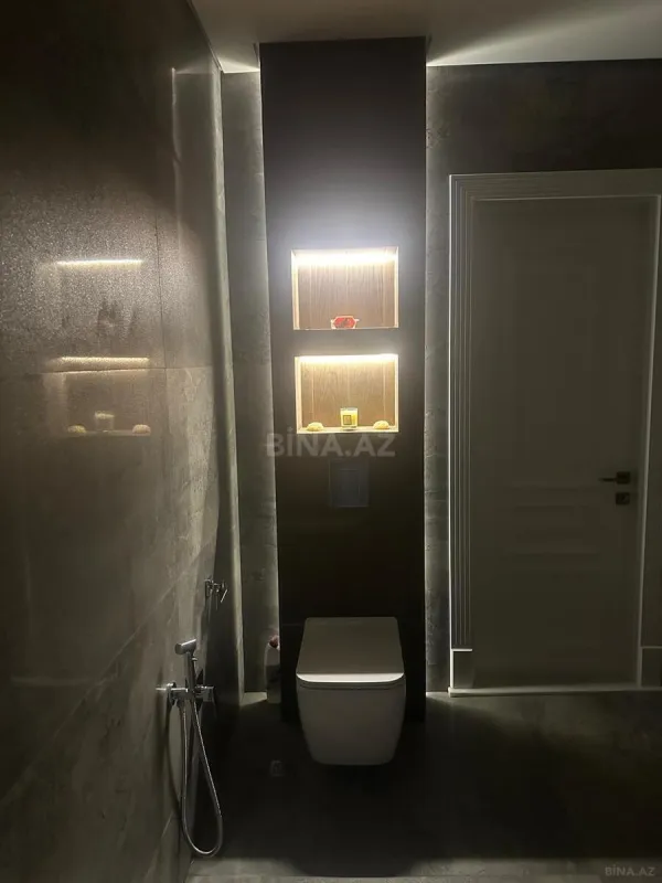 Satılır 3 otaqlı mənzil 107 m²