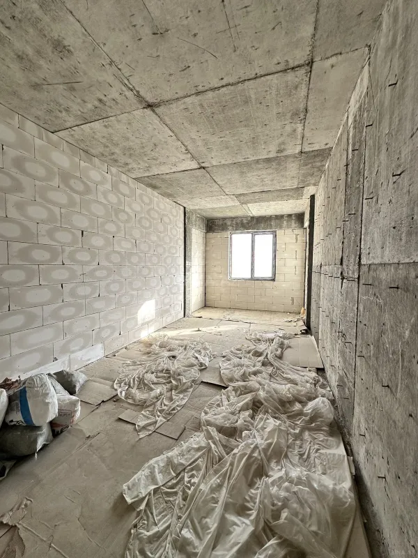 Satılır 3 otaqlı mənzil 124 m²