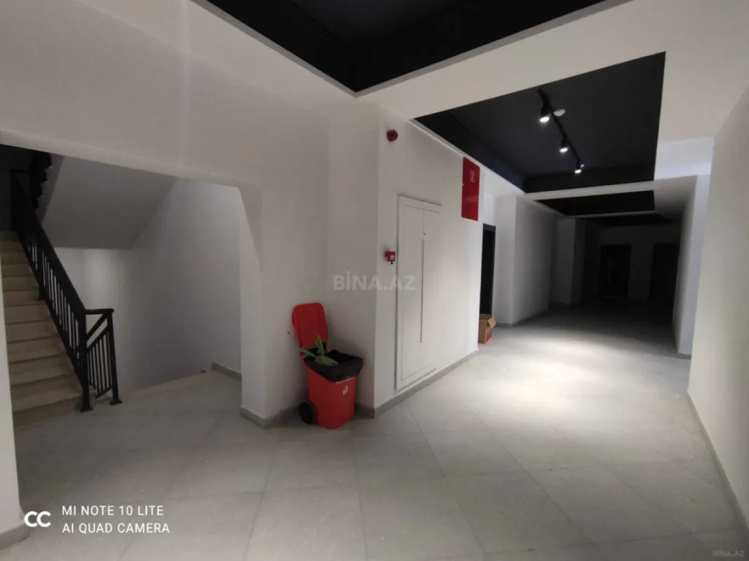 Satılır 2 otaqlı mənzil 73 m²