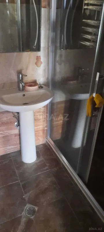 Kirayə verilir 2 otaqlı mənzil 70 m²