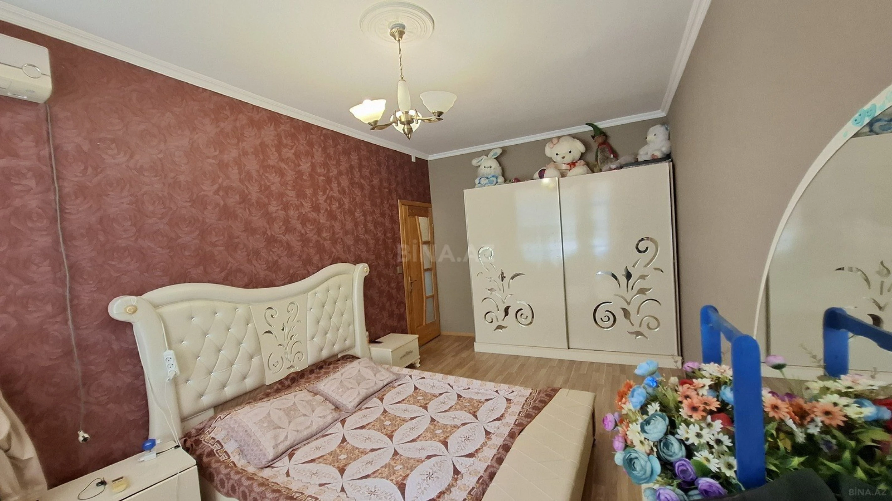 Satılır 3 otaqlı mənzil 75 m²