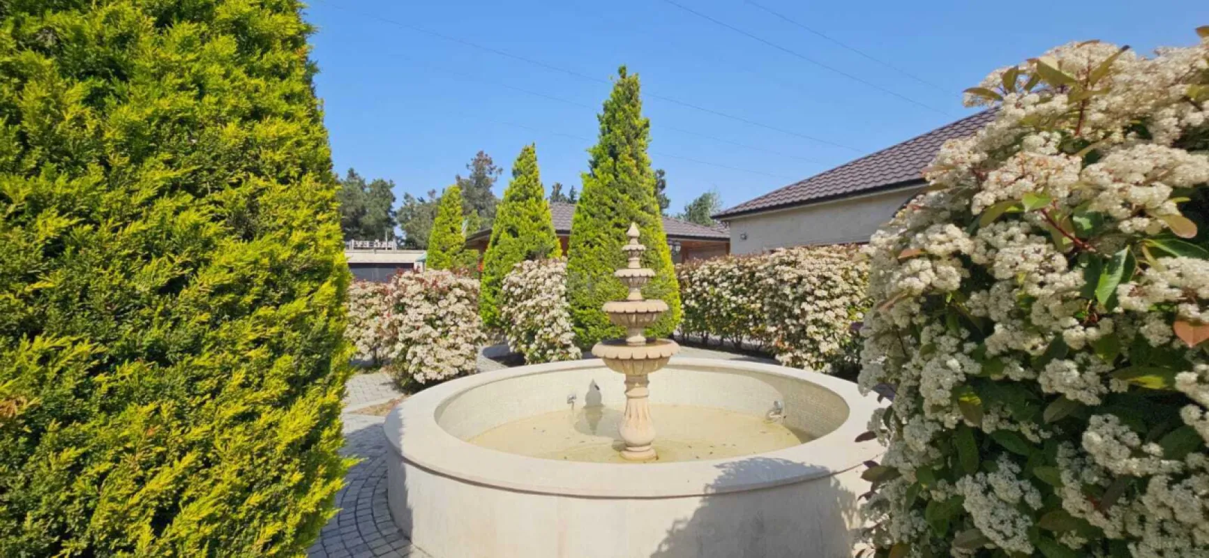 Satılır obyekt 1000 m²