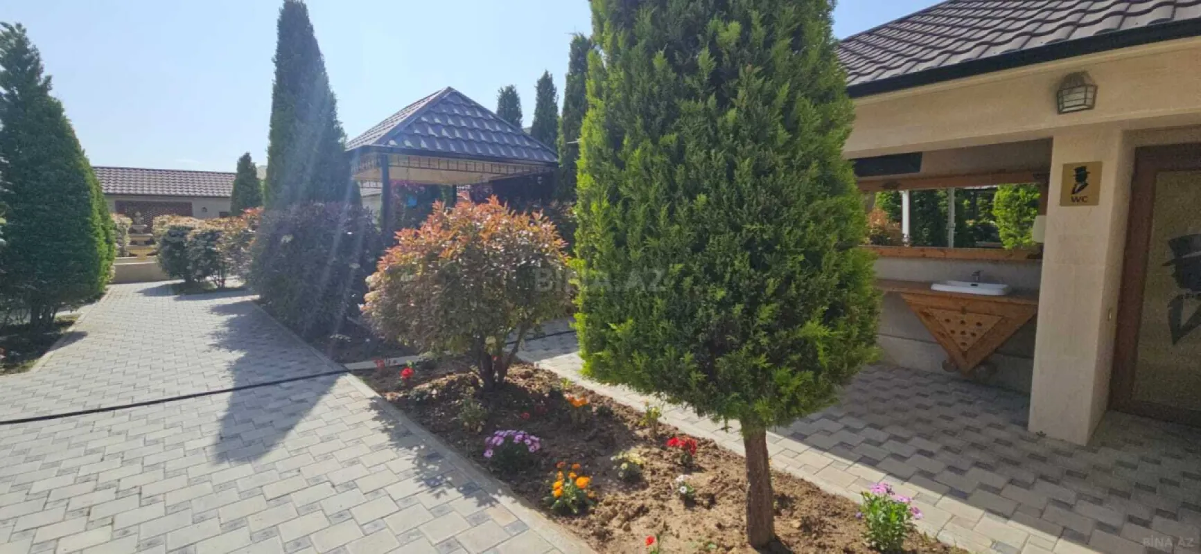 Satılır obyekt 1000 m²