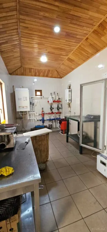 Satılır obyekt 1000 m²