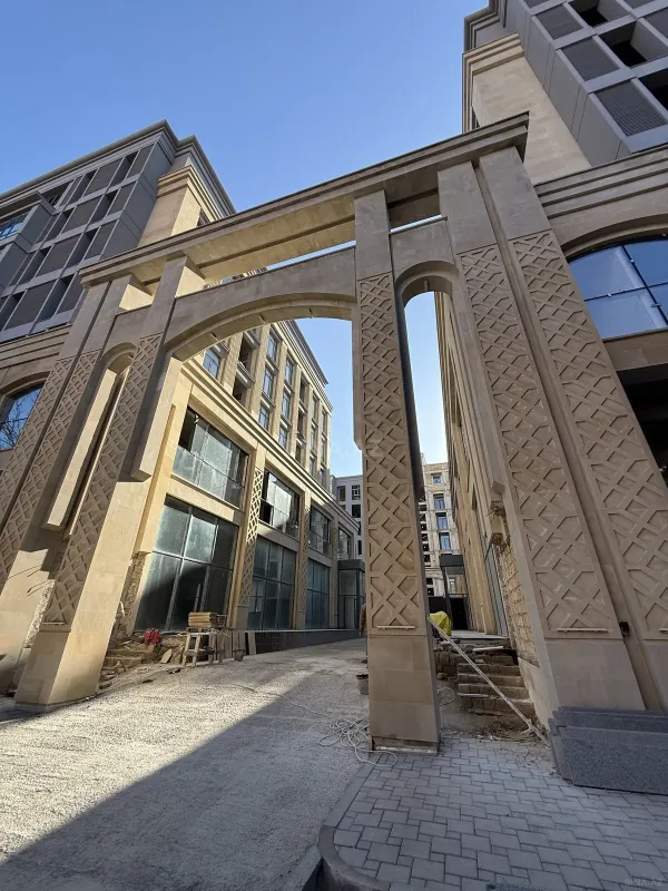 Satılır 3 otaqlı mənzil 144 m²