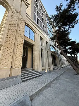 Satılır 3 otaqlı mənzil 144 m²