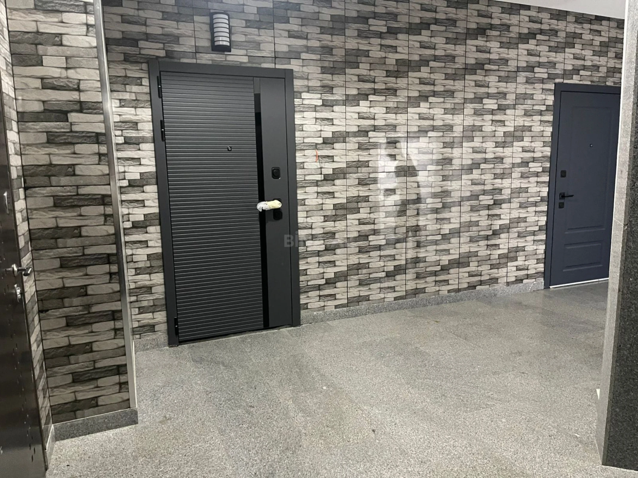 Kirayə verilir 2 otaqlı mənzil 55 m²