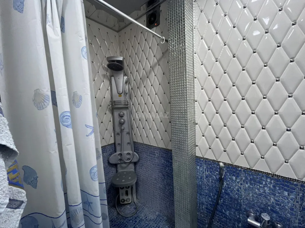 Satılır 3 otaqlı mənzil 98 m²