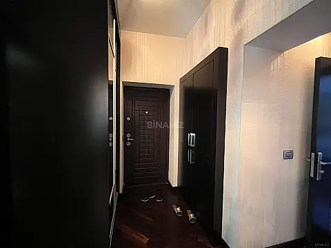 Satılır 3 otaqlı mənzil 98 m²