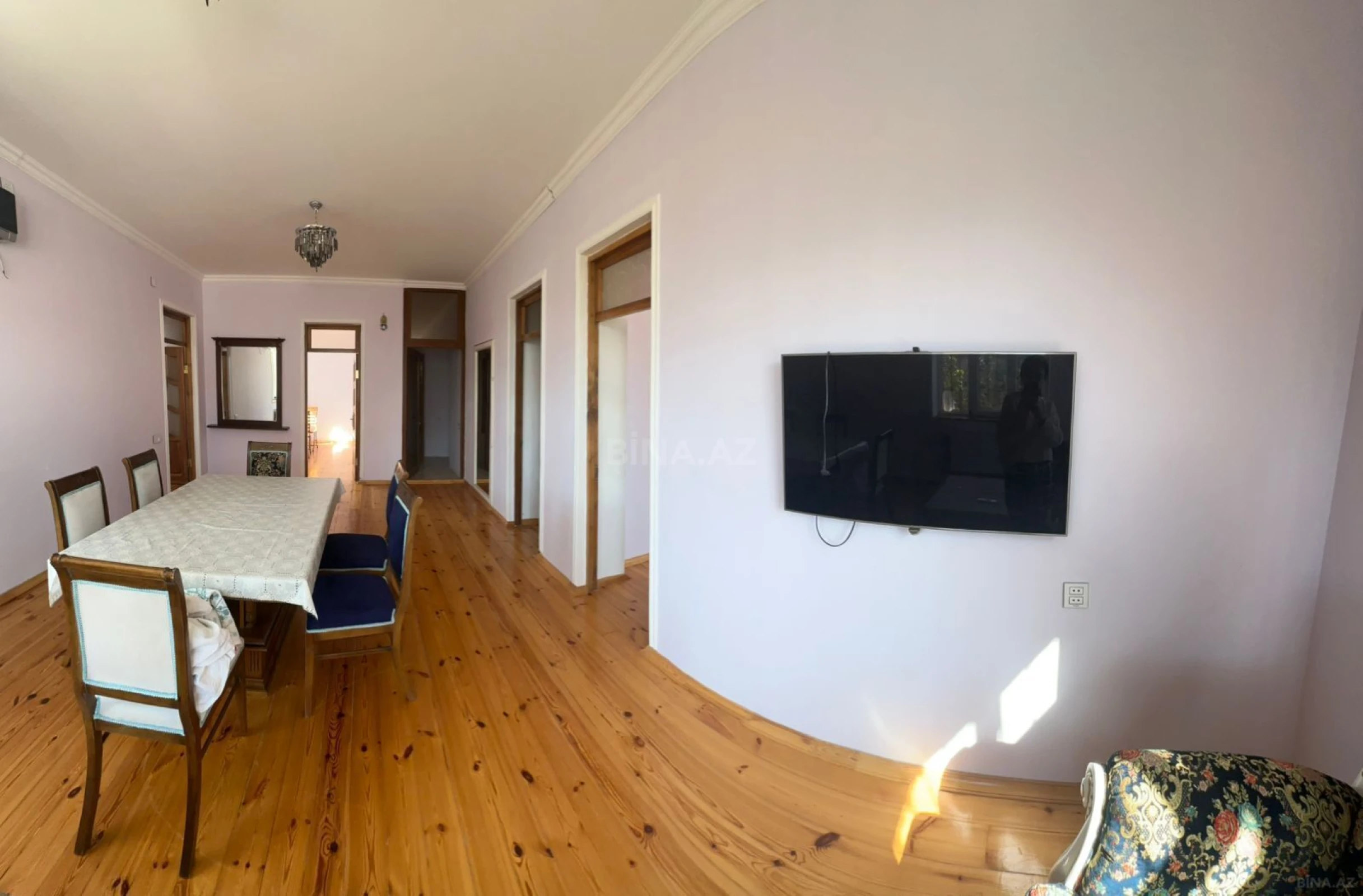 Satılır 9 otaqlı həyət evi 250 m²