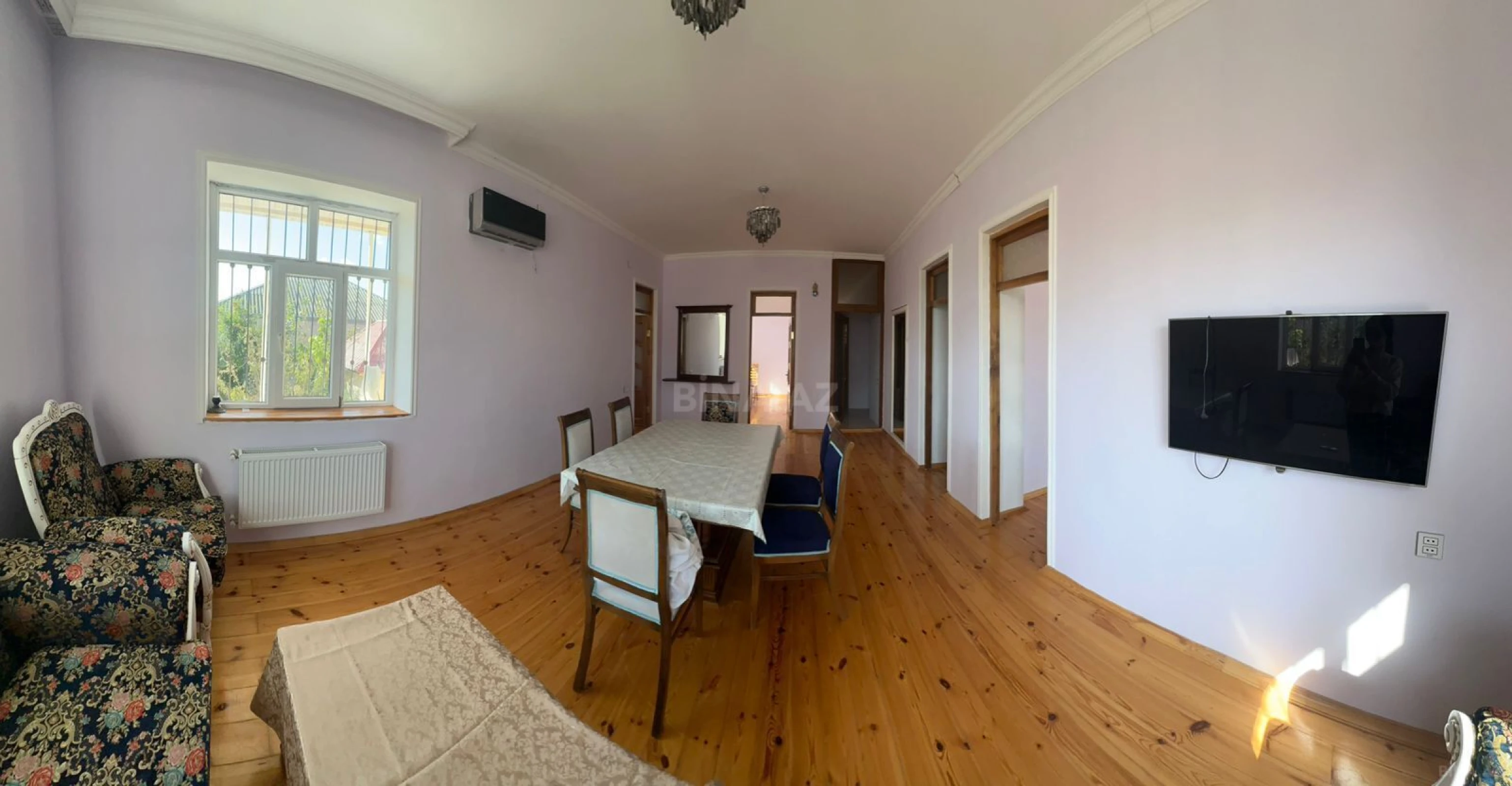 Satılır 9 otaqlı həyət evi 250 m²