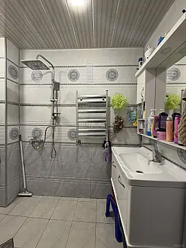 Satılır 4 otaqlı mənzil 83 m²