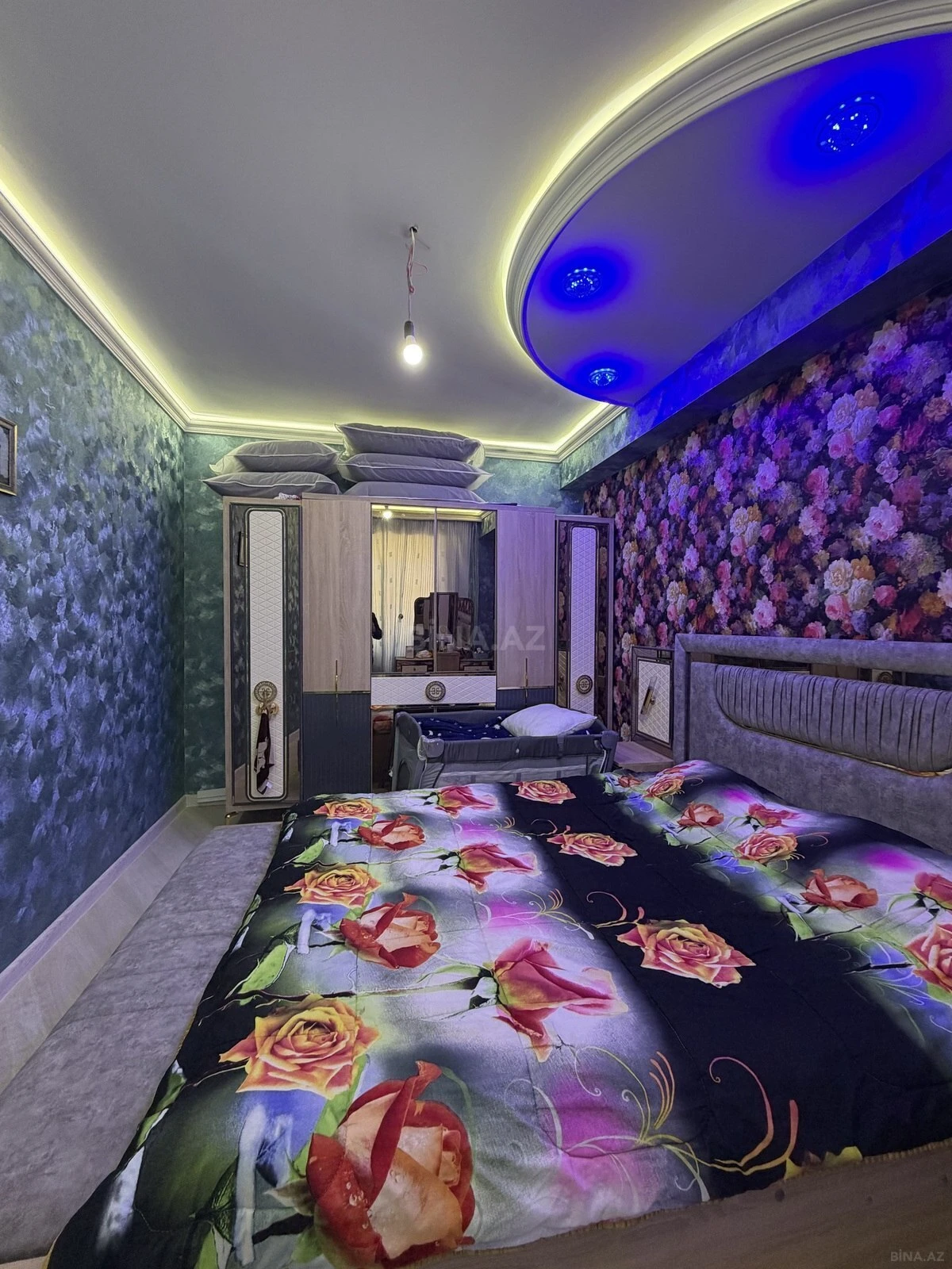 Satılır 4 otaqlı mənzil 83 m²