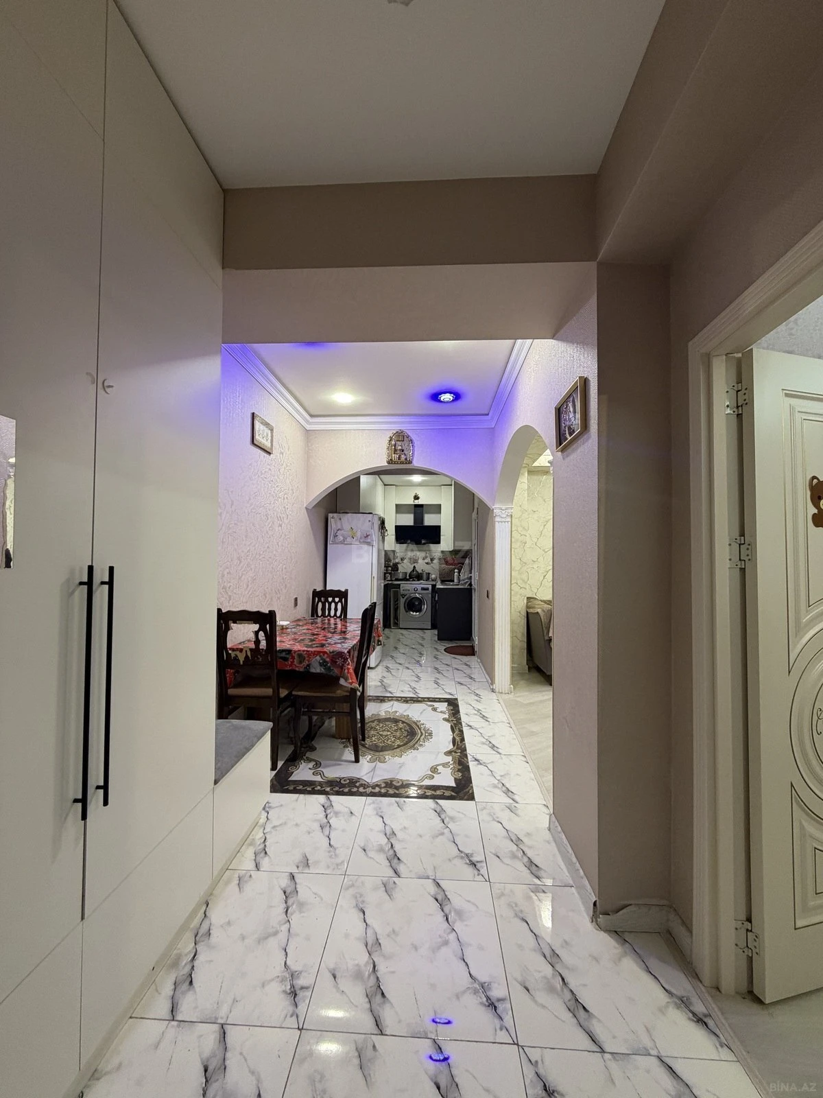 Satılır 4 otaqlı mənzil 83 m²