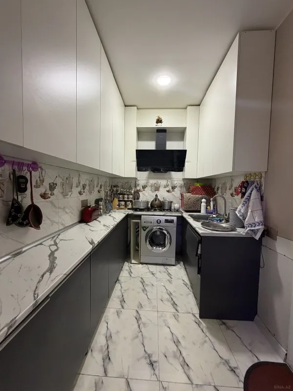 Satılır 4 otaqlı mənzil 83 m²
