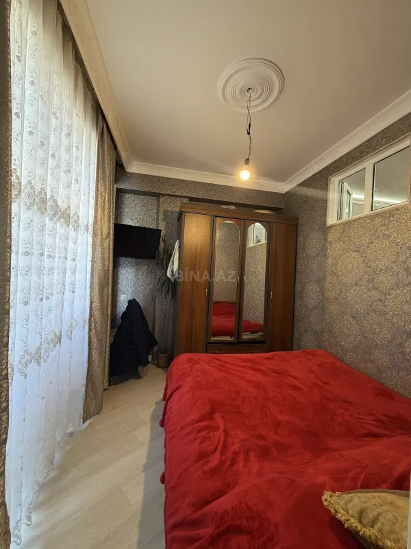Satılır 4 otaqlı mənzil 83 m²
