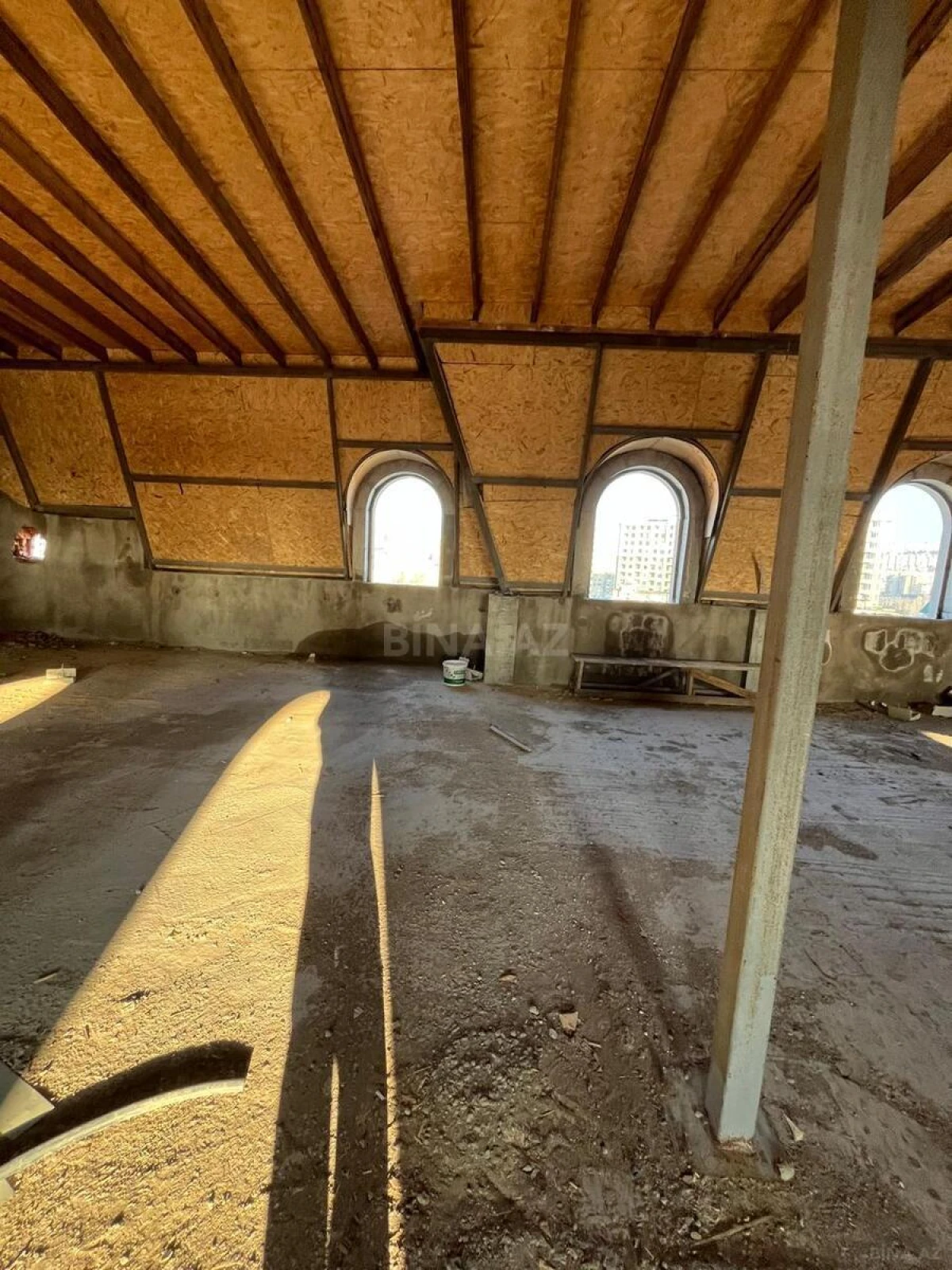 Satılır 2 otaqlı mənzil 74 m²