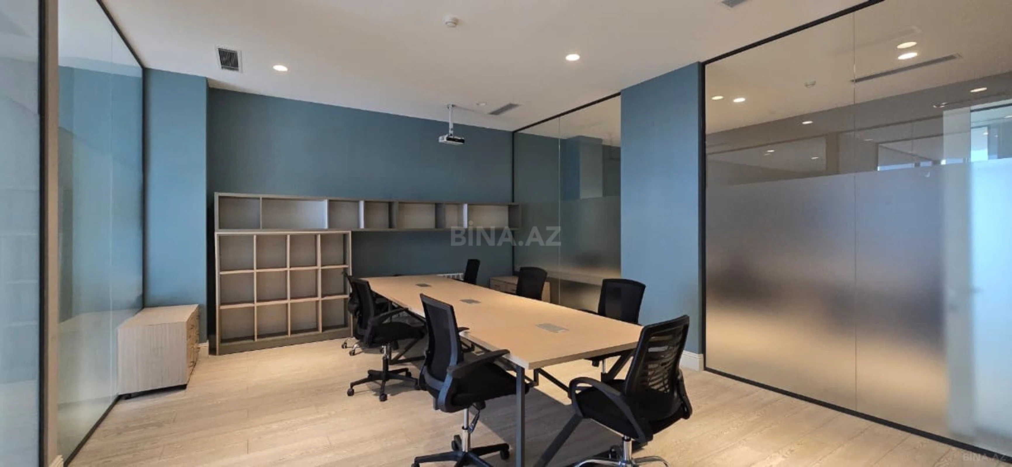 Kirayə verilir 5 otaqlı ofis 165 m²