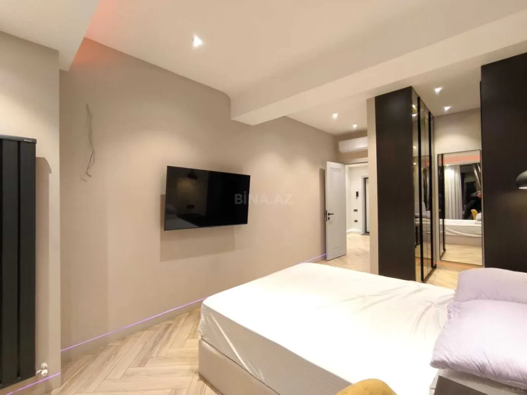 Kirayə verilir 2 otaqlı mənzil 82 m²