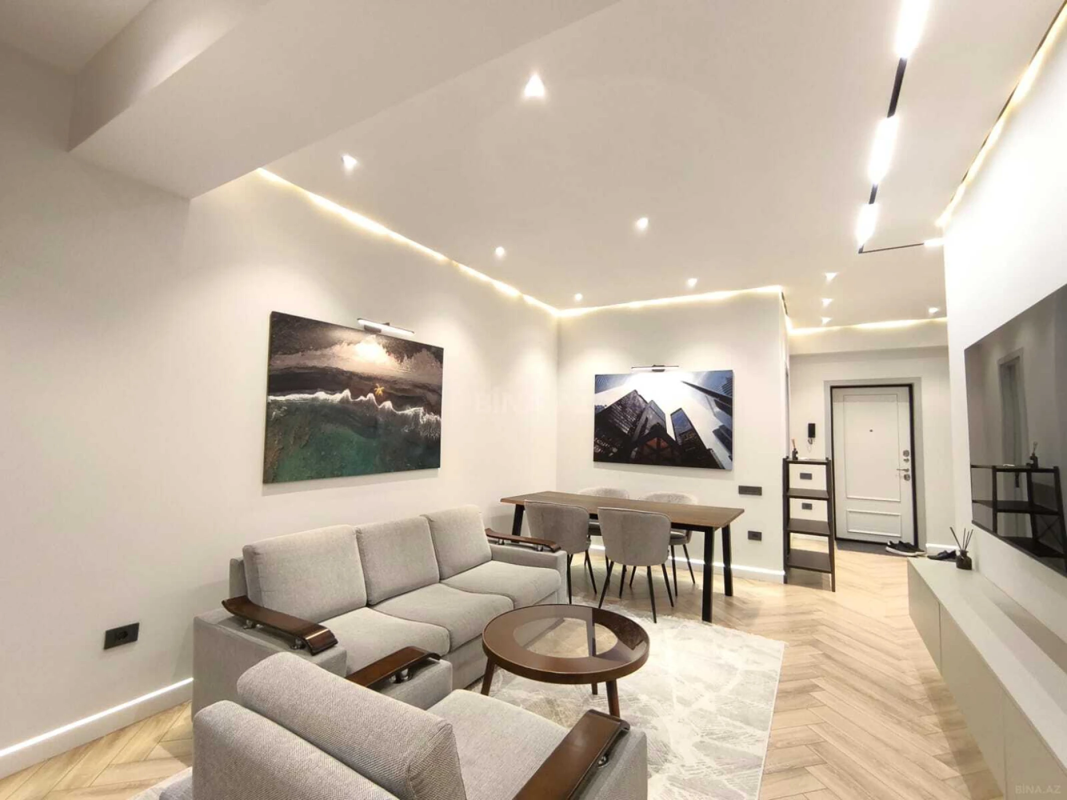 Kirayə verilir 2 otaqlı mənzil 82 m²