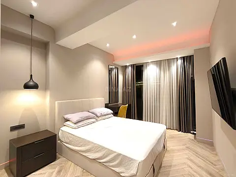 Kirayə verilir 2 otaqlı mənzil 82 m²