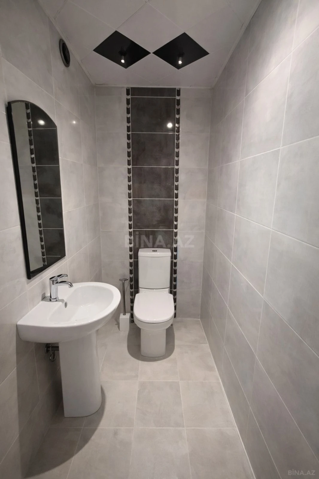 Satılır 2 otaqlı mənzil 110 m²