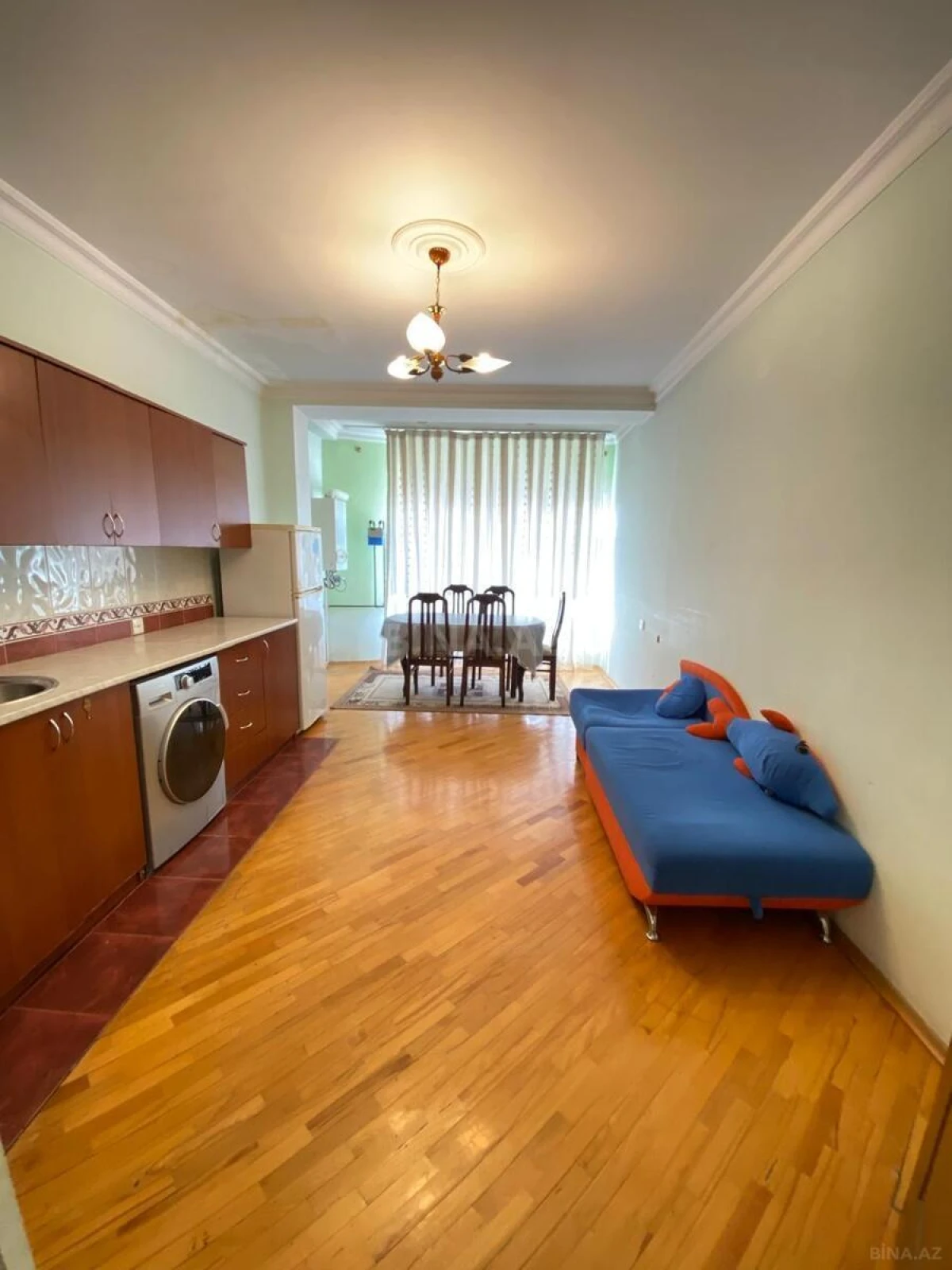 Kirayə verilir 2 otaqlı mənzil 85 m²
