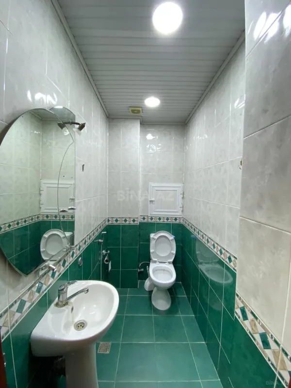 Kirayə verilir 2 otaqlı mənzil 85 m²