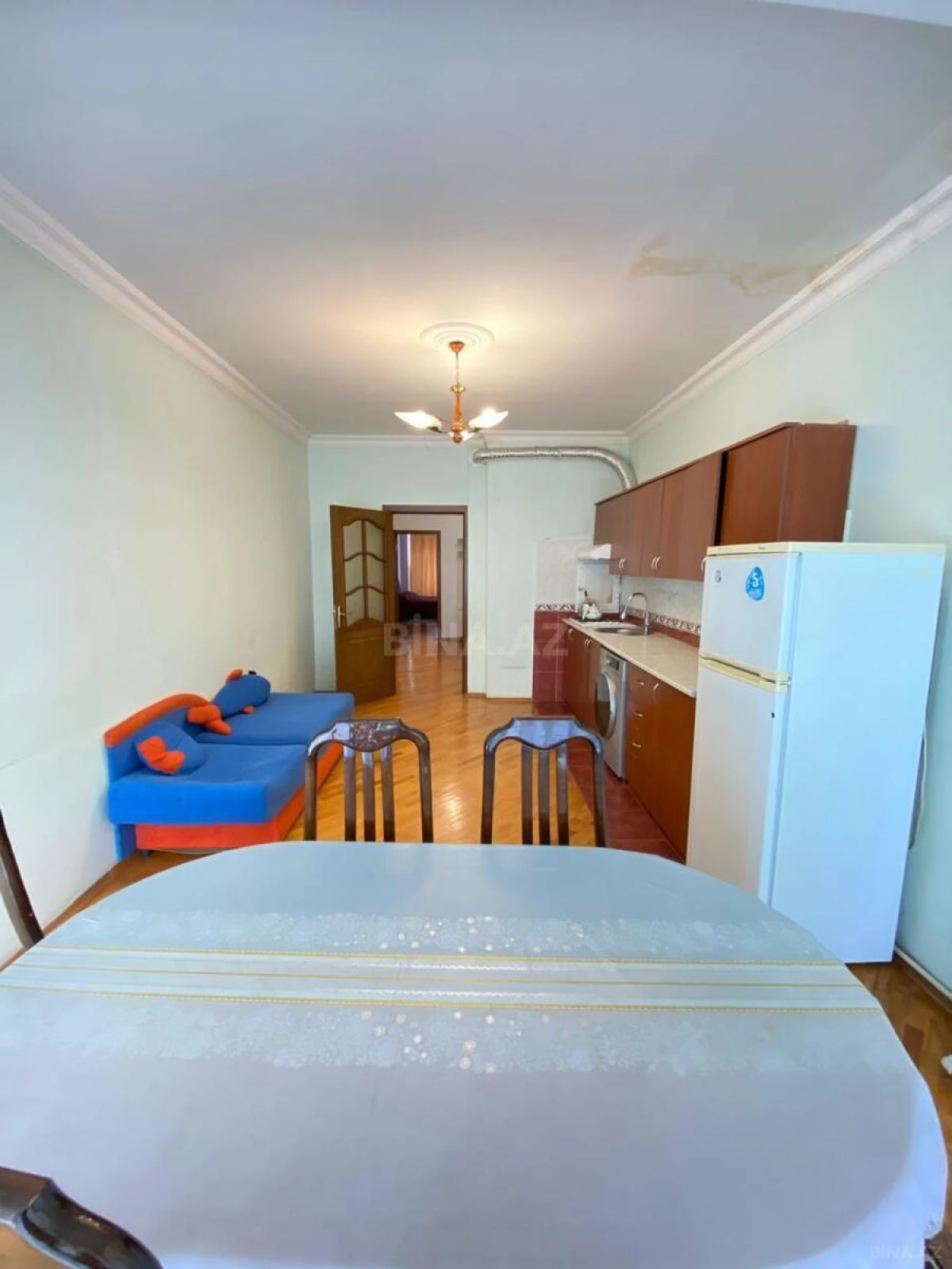 Kirayə verilir 2 otaqlı mənzil 85 m²