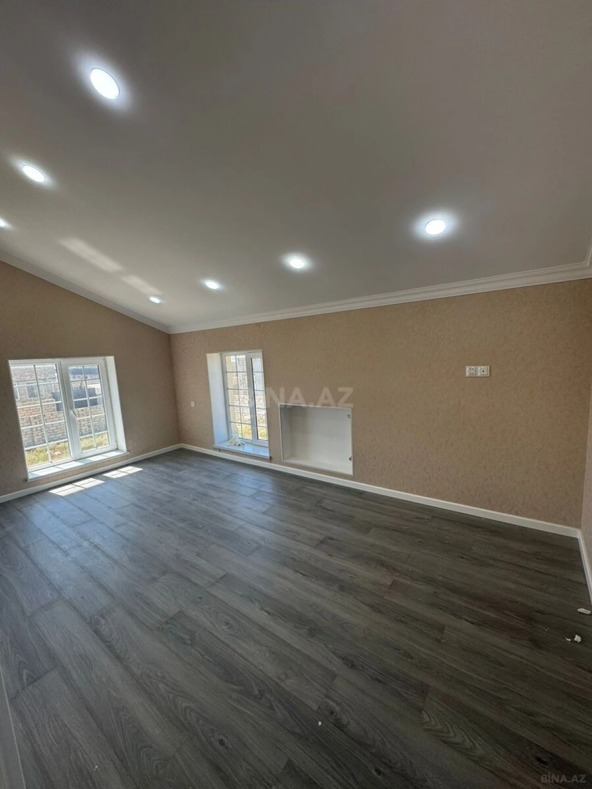 Satılır 4 otaqlı həyət evi 150 m²