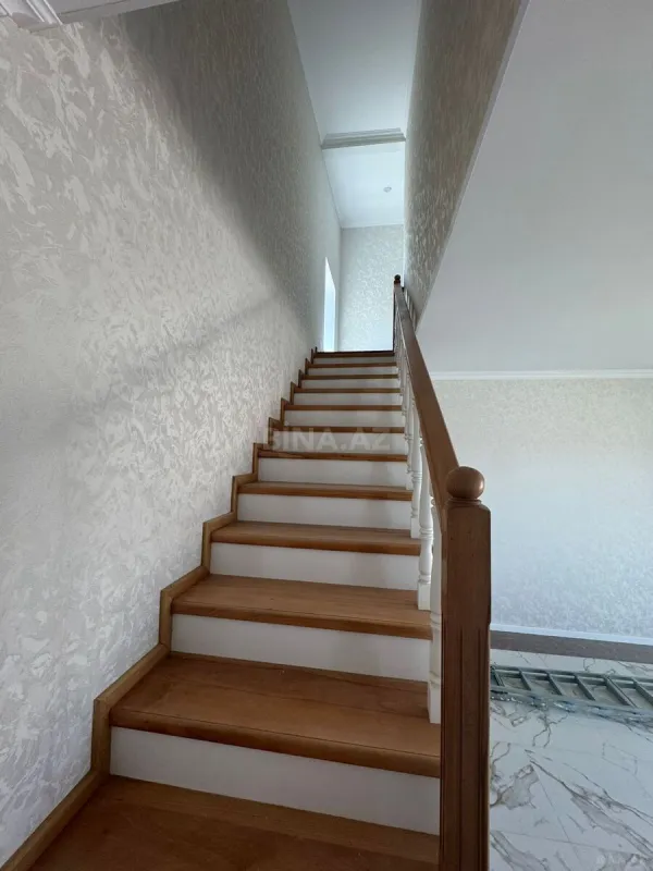 Satılır 4 otaqlı həyət evi 150 m²